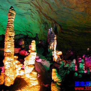 喜樂(lè)J線(xiàn)：張家界、鳳凰古城、天子山、猛洞河漂流、芙蓉鎮(zhèn)三晚四日游