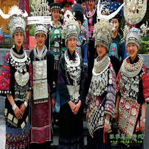 單獨(dú)成團(tuán)L線(xiàn)：（湘西風(fēng)情之旅）張家界、德夯大峽谷、鳳凰古城4天3晚獨(dú)立成團(tuán)游