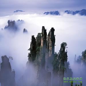 【長(zhǎng)沙往返線路3】：張家界、天子山、黃龍洞、天門(mén)仙山四日游